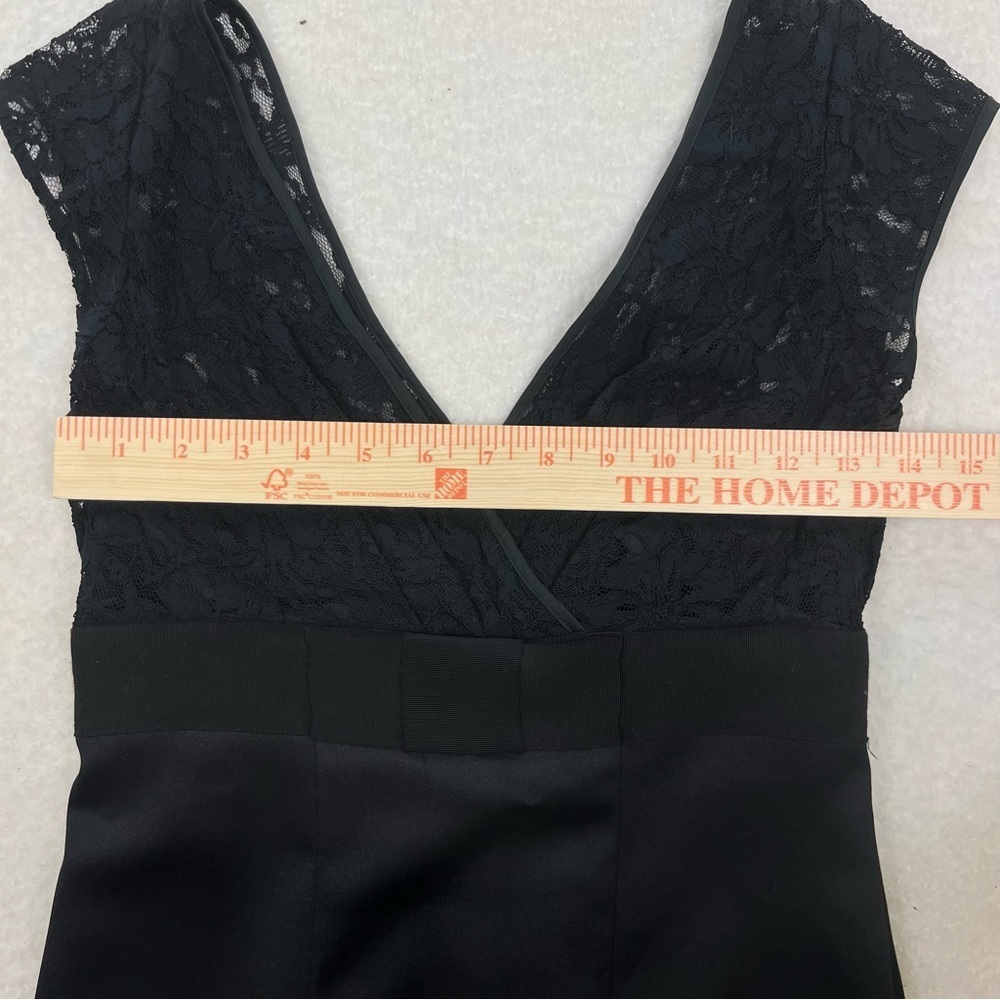Banana Republic Black Lace Surplice Zip Back Lined Cocktail Dress Size 0P - Picture 6 of 11